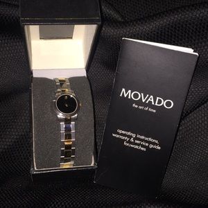 🔥AUTHENTIC MOVADO WOMENS CLASSIC “MUSEUM” WATCH🔥